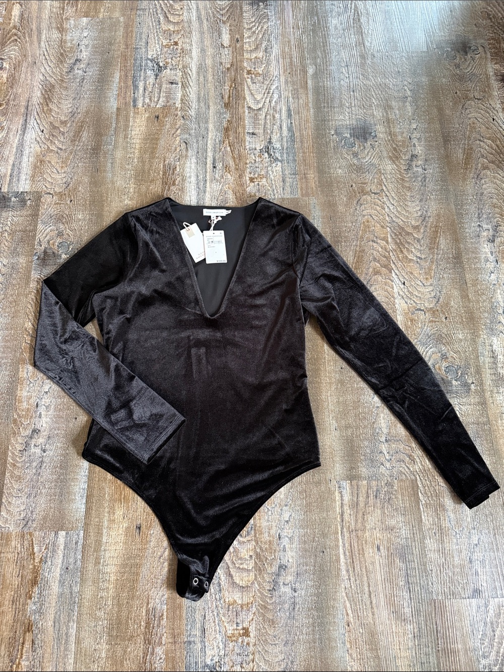 Good American | Long Sleeve Deep V - Velvet Bodysuit